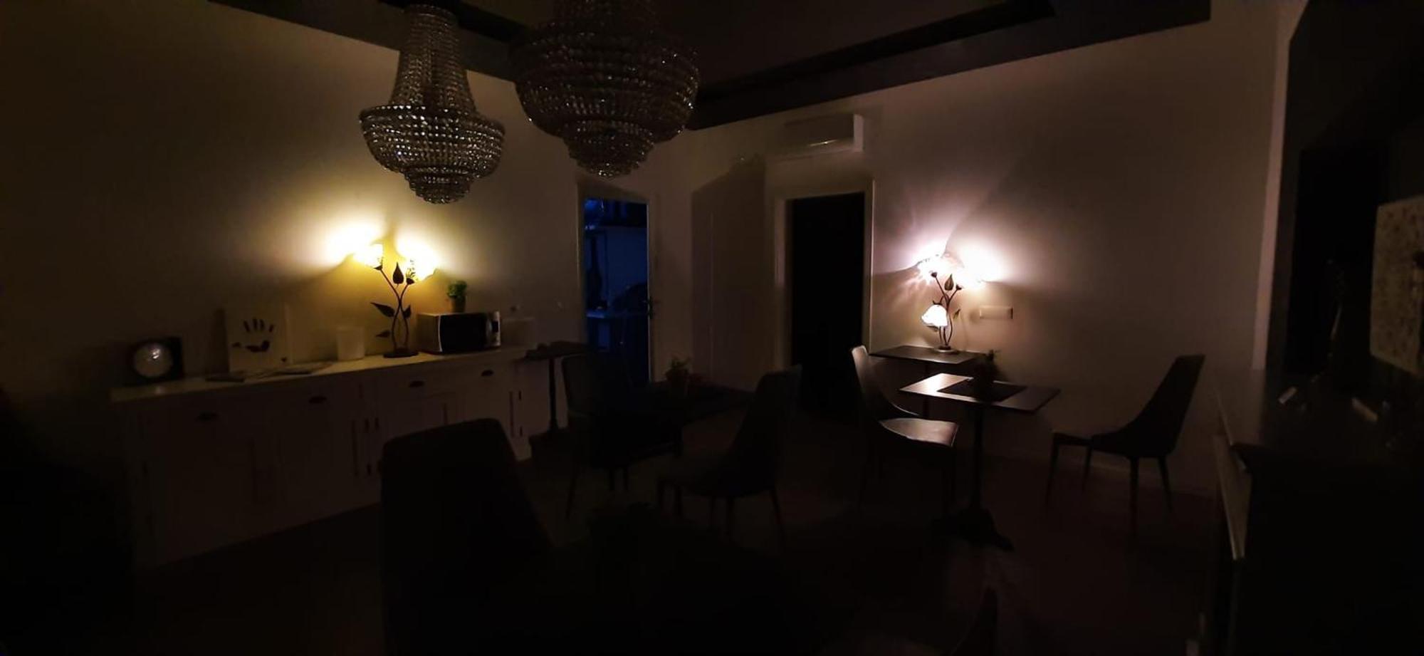 Double A Guest House Mestre Kültér fotó