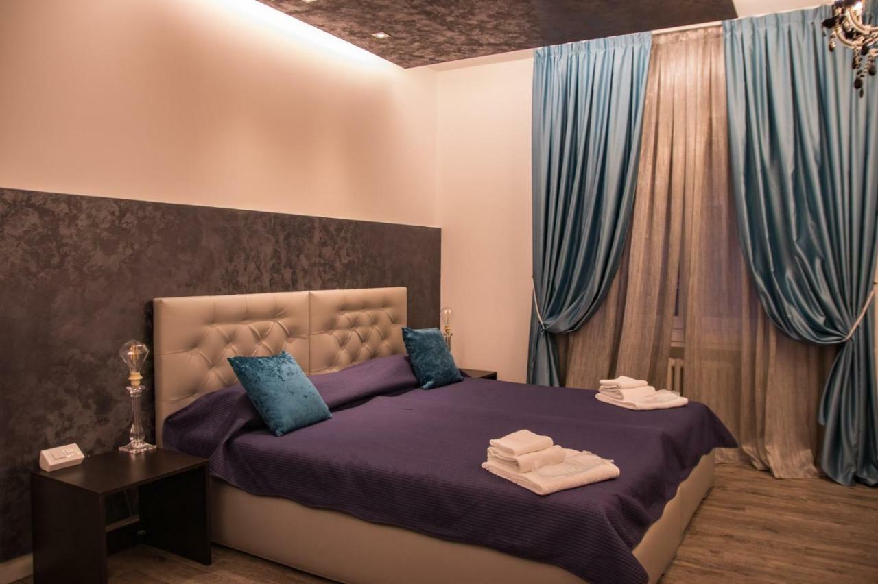 Double A Guest House Mestre Kültér fotó