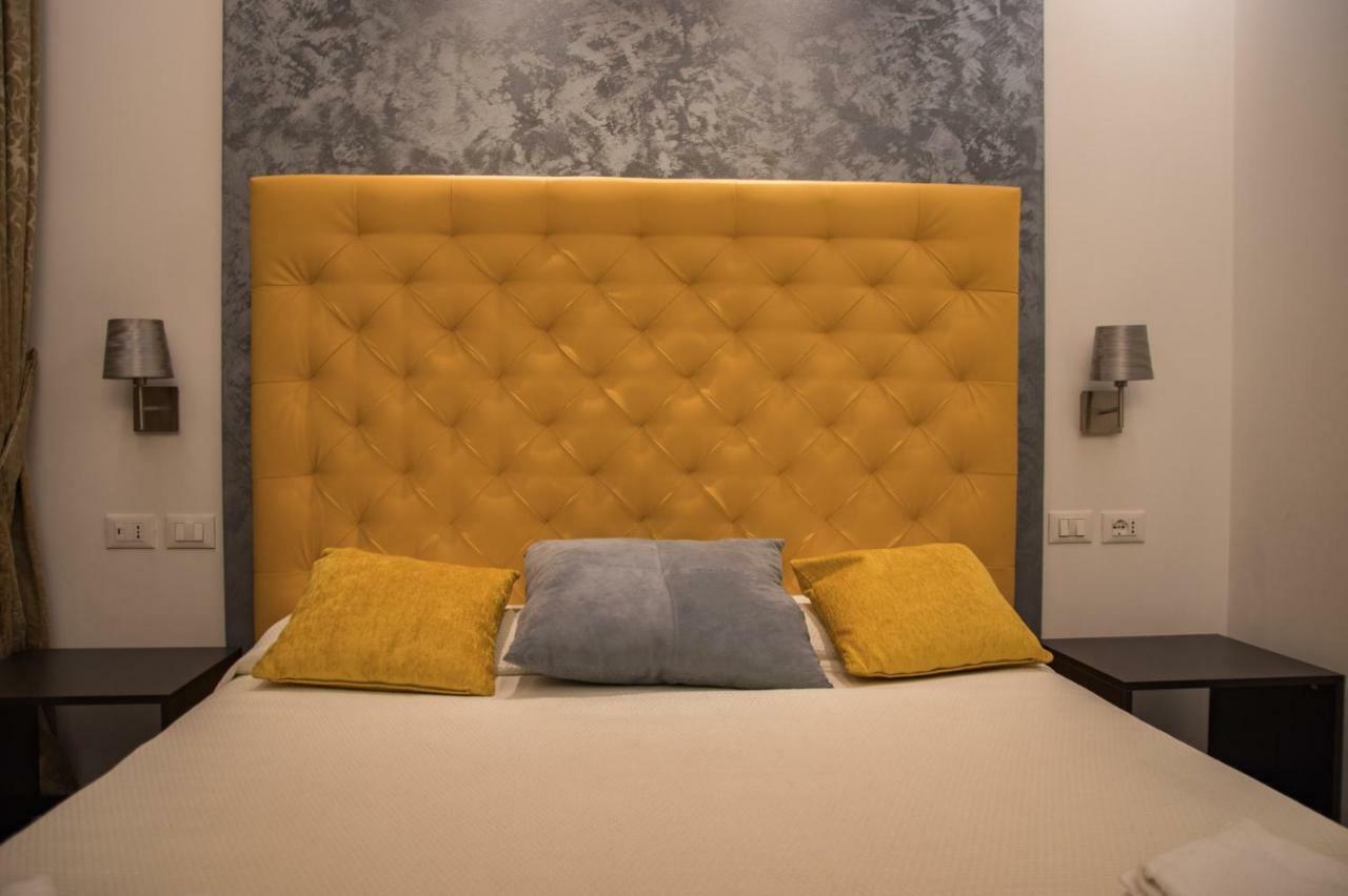Double A Guest House Mestre Kültér fotó